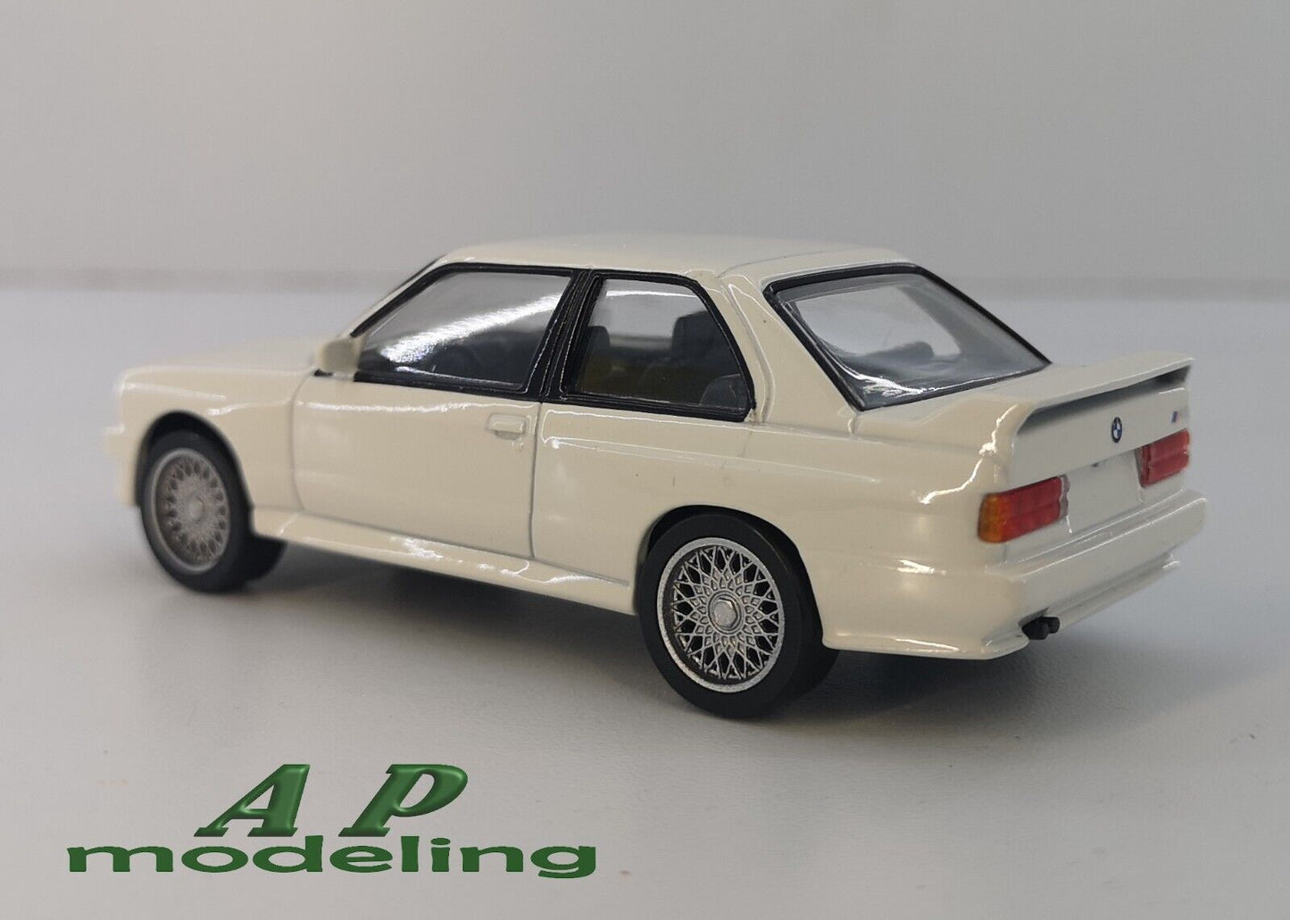 modellino auto 1:43 BMW serie 3 M3 E30 modellini da collezione die cast norev