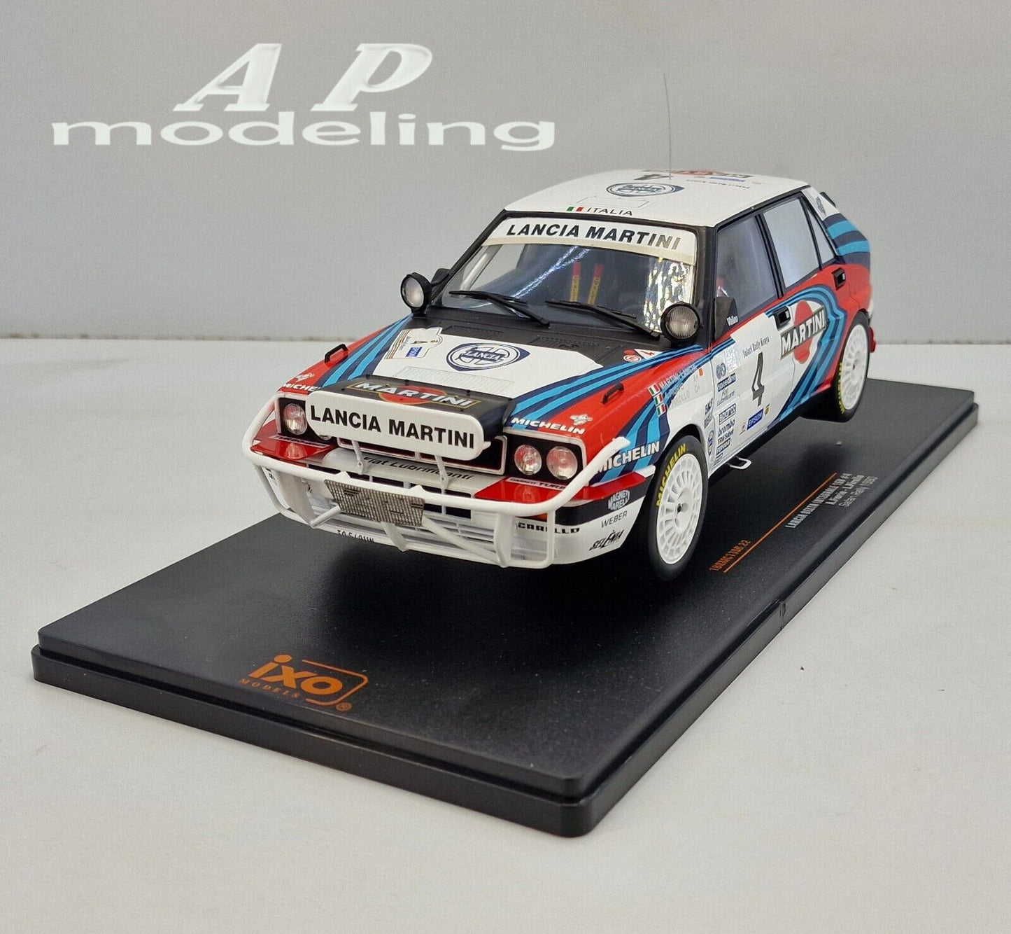 modellino auto scala 1/18 lancia delta integrale 16v martini safari rally 1990