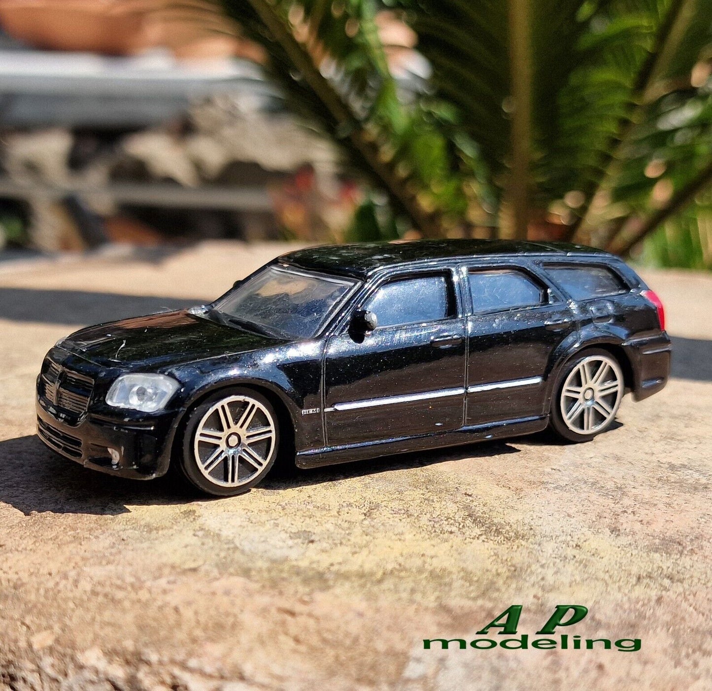 modellino auto scala 1/43 Dodge magnum RT 2006 modellini die cast usato