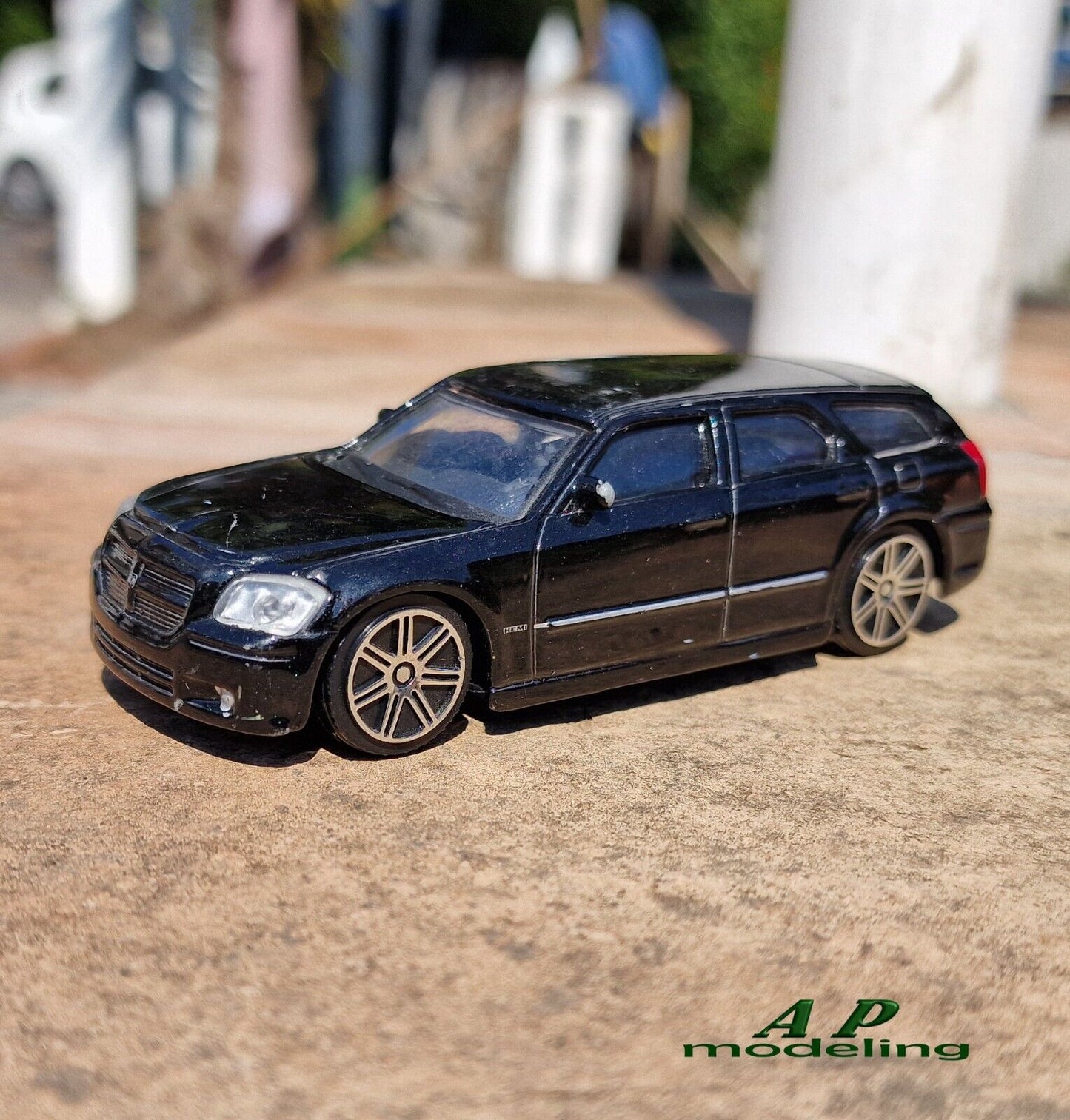 modellino auto scala 1/43 Dodge magnum RT 2006 modellini die cast usato