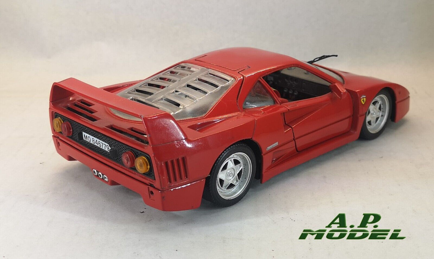 modellino ferrari f40 scala 1/18 obsoleto usato modellini auto da collezione usato