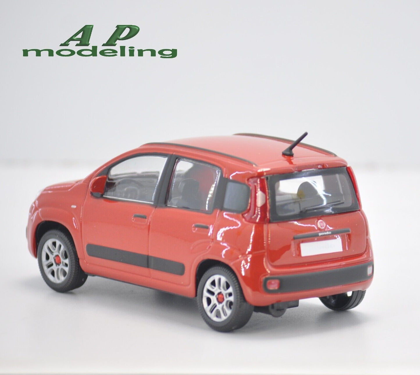 modellino auto scala 1/24 fiat nuova panda modellini della bburago 1:24