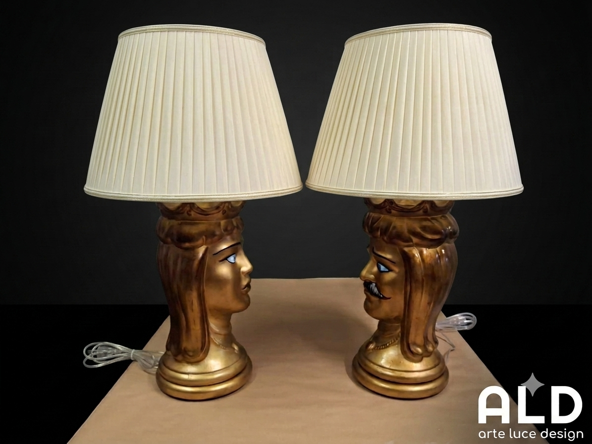 Set Lampade da tavolo comodino coppia Teste di moro in terracotta smaltata oro
