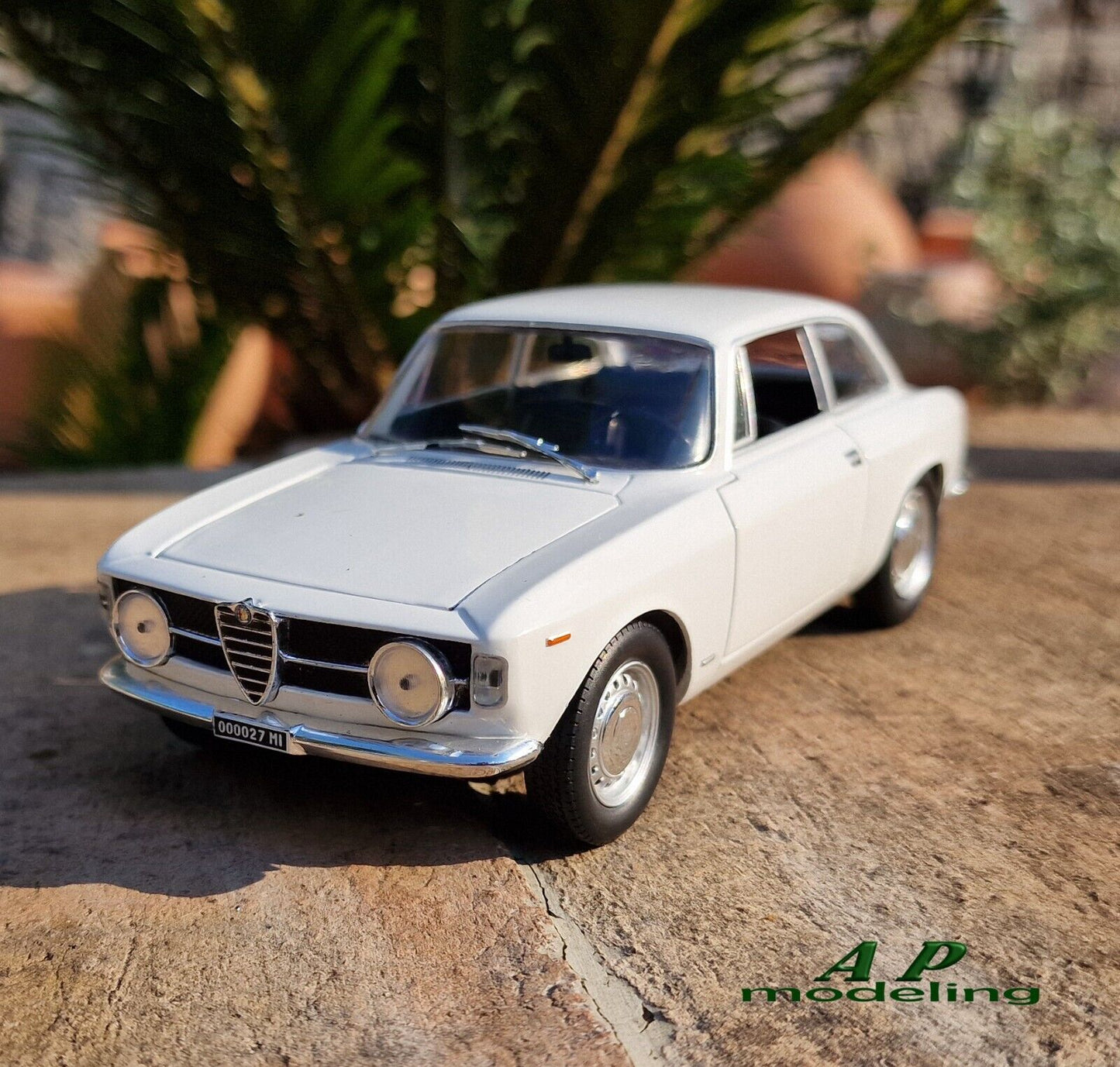 modellino auto 1/24 alfa romeo giulia GT 1300 Junior del 1966 modellini vintage usato