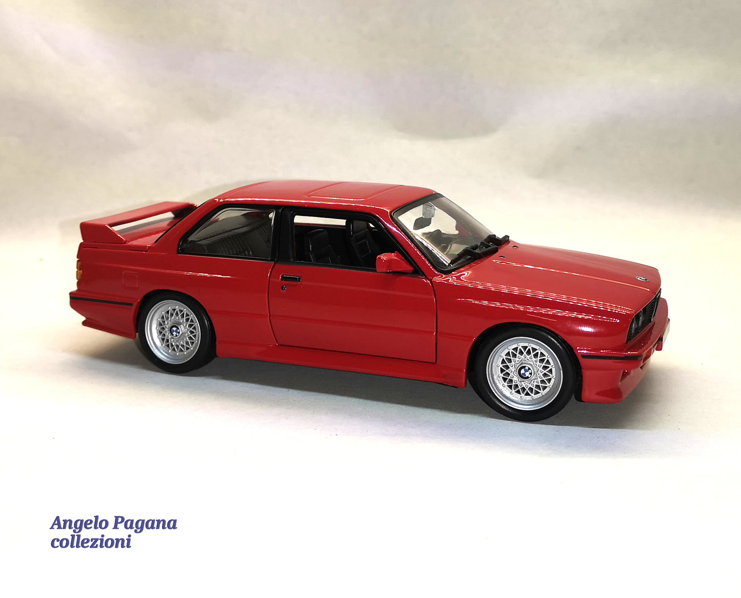 modellini auto vintage 1.24 modellino BMW M3 serie 3 e30 del 1988 burago