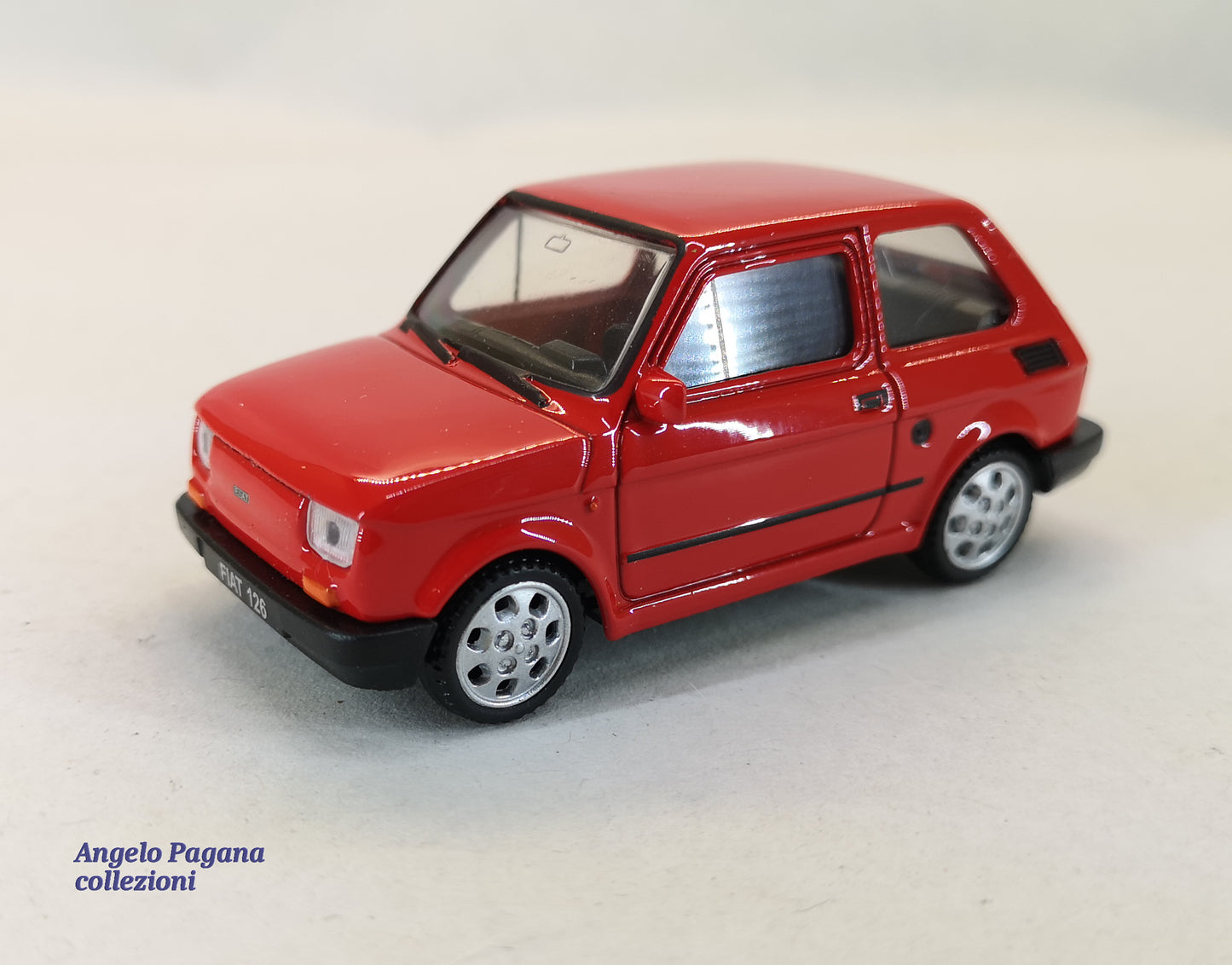 modellino auto scala 1:43 fiat 126 della welly nex modellini da collezione rossa