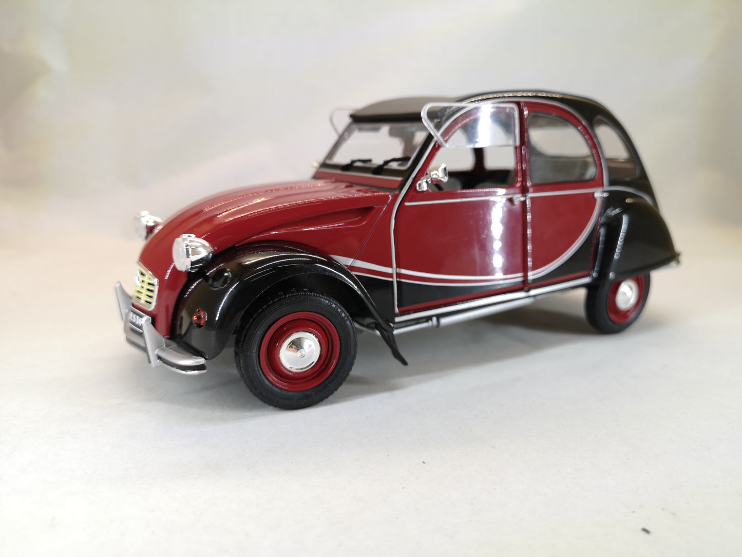 modellino auto 1:18 citroen 2cv 6 charleston modellini vintage della solido