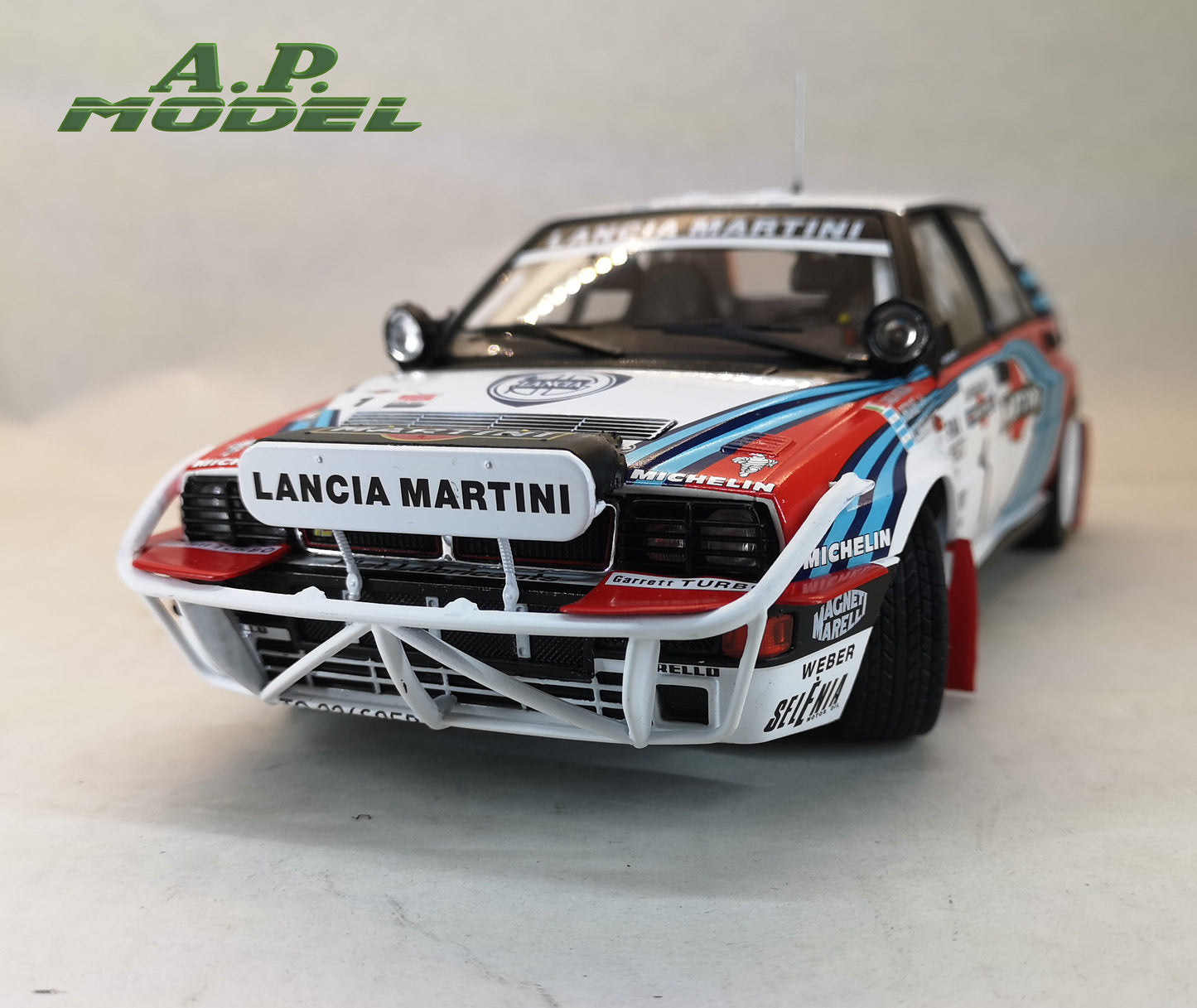 modellino auto 1:18 lancia delta hf integrale safari Rallye kenya rally 1991