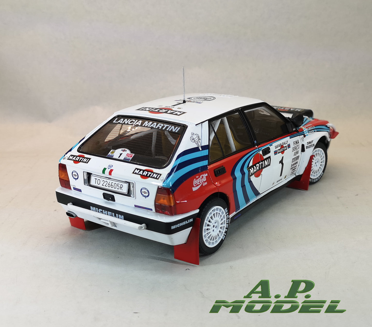 modellino auto 1:18 lancia delta hf integrale safari Rallye kenya rally 1991