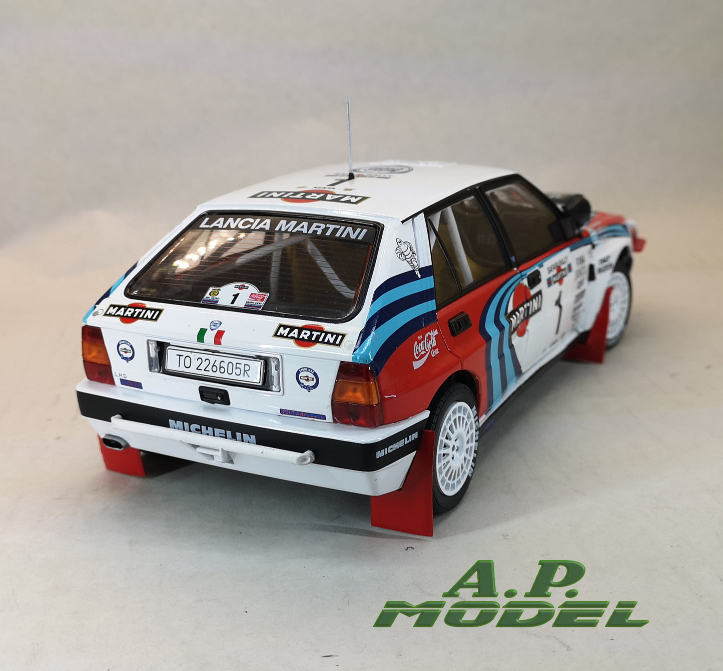 modellino auto 1:18 lancia delta hf integrale safari Rallye kenya rally 1991