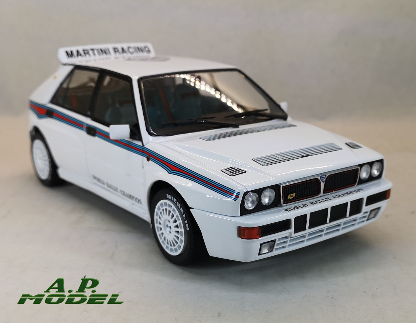 modellino auto 1:18 lancia delta hf integrale evo 1 martini 6 modellini solido