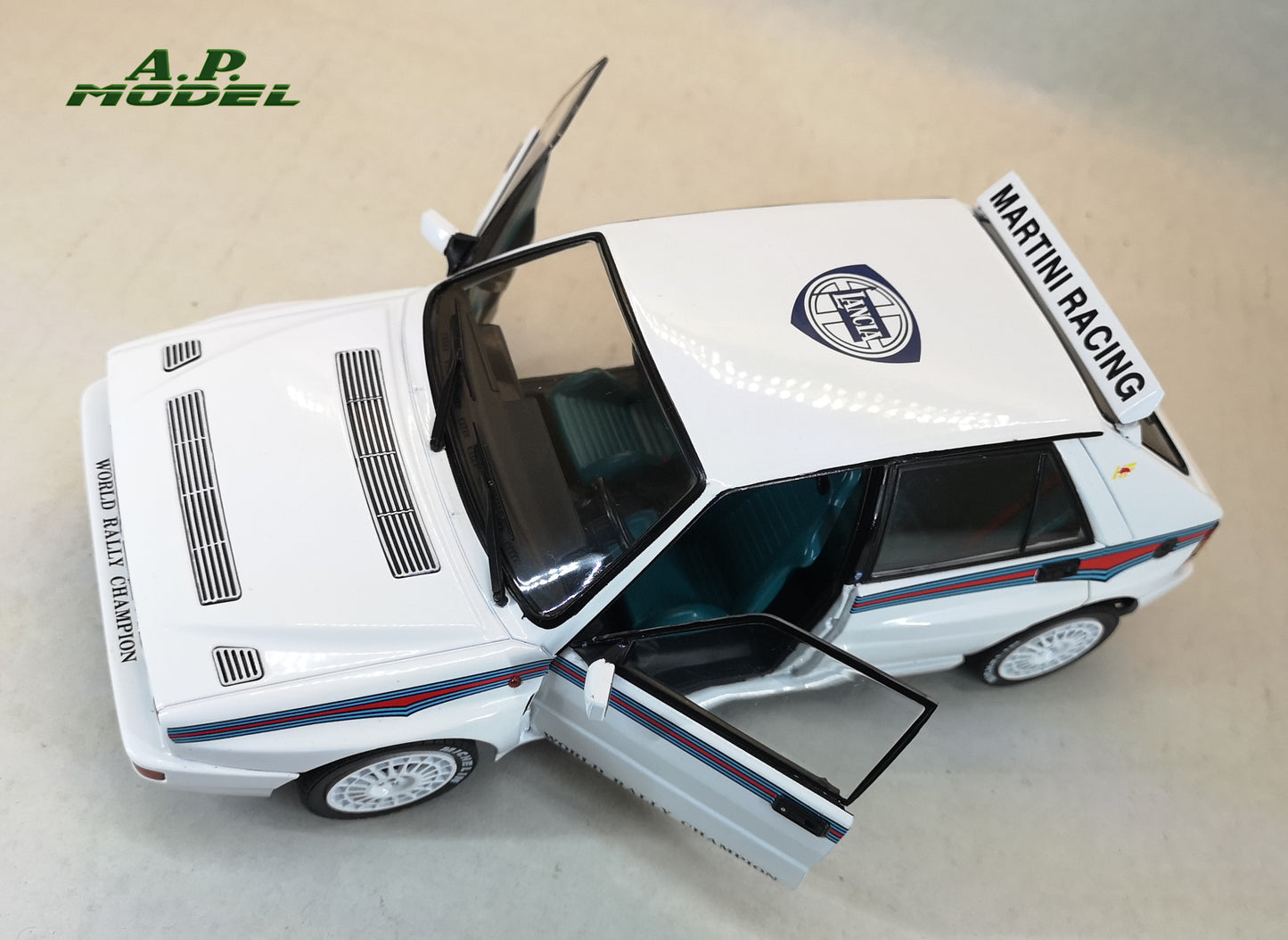 modellino auto 1:18 lancia delta hf integrale evo 1 martini 6 modellini solido