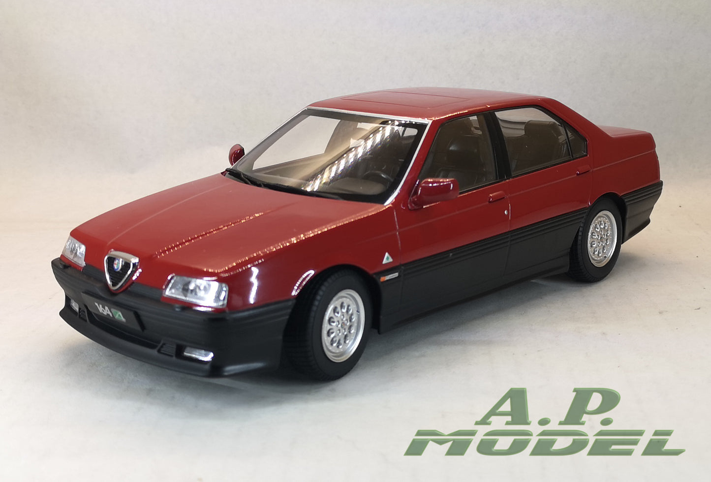 modellino auto scala 1:18 alfa romeo 164 Q4 del 1994 modellini da collezione