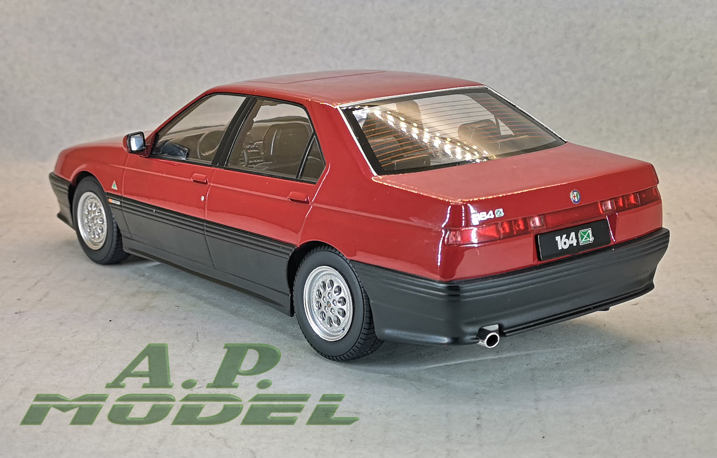 modellino auto scala 1:18 alfa romeo 164 Q4 del 1994 modellini da collezione