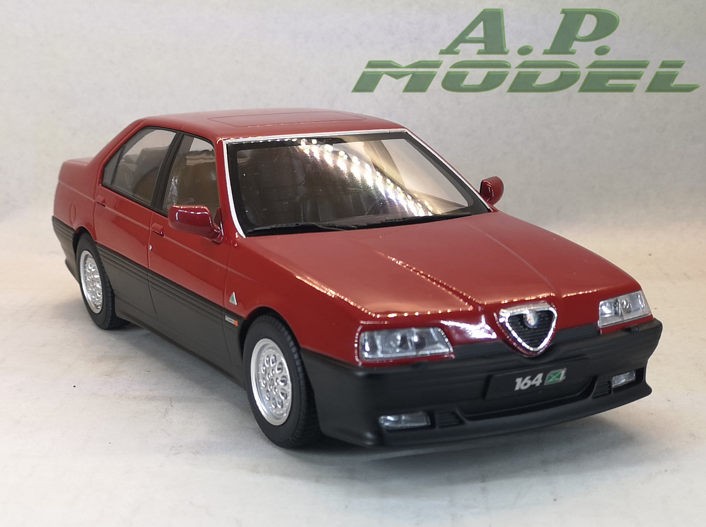 modellino auto scala 1:18 alfa romeo 164 Q4 del 1994 modellini da collezione