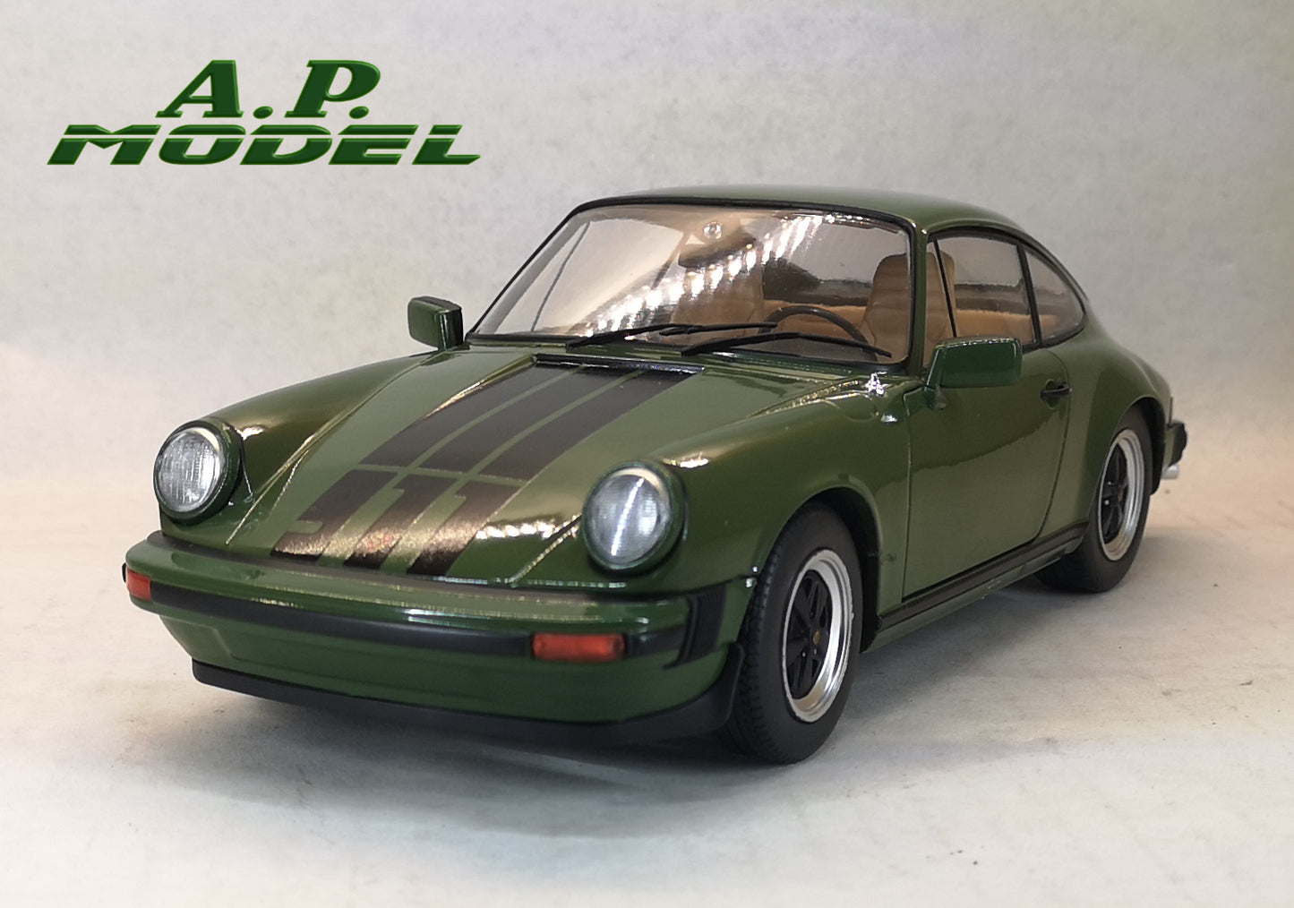 modellino auto 1:18 Porsche 911 3.0 sc del 1974 modellini auto vintage diecast