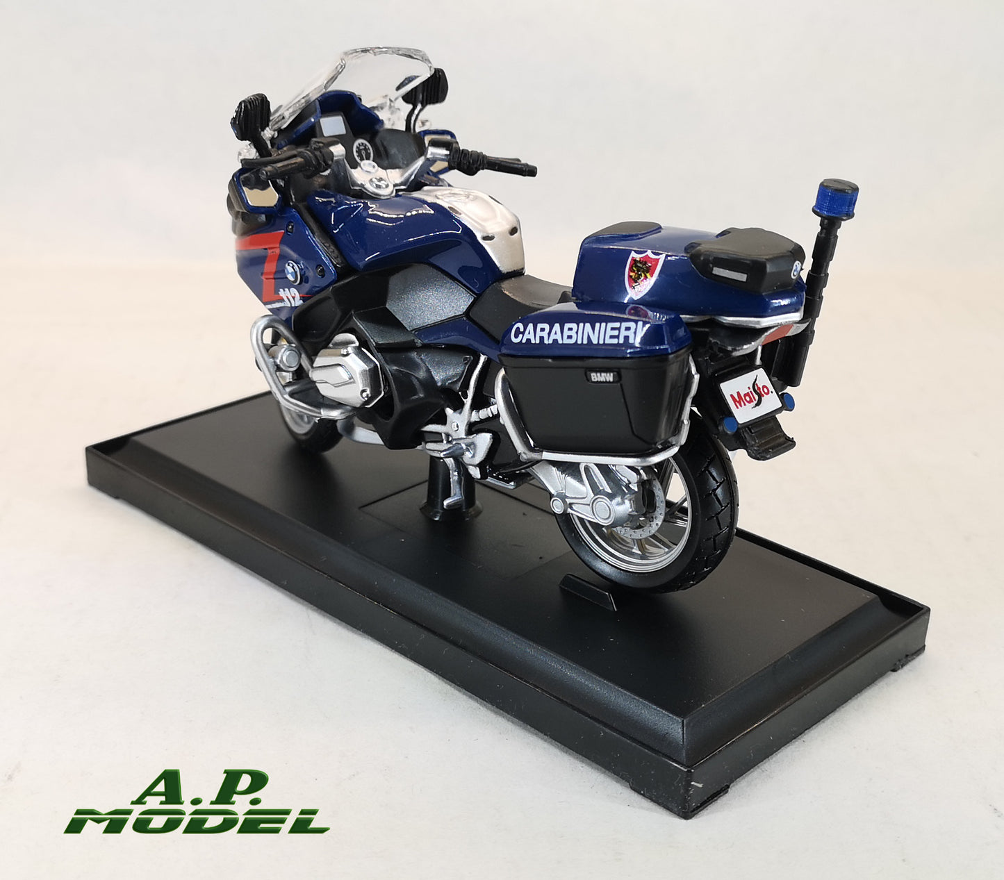 modellino moto bmw R1200 rt dei carabinieri modellini da collezione scala 1/18