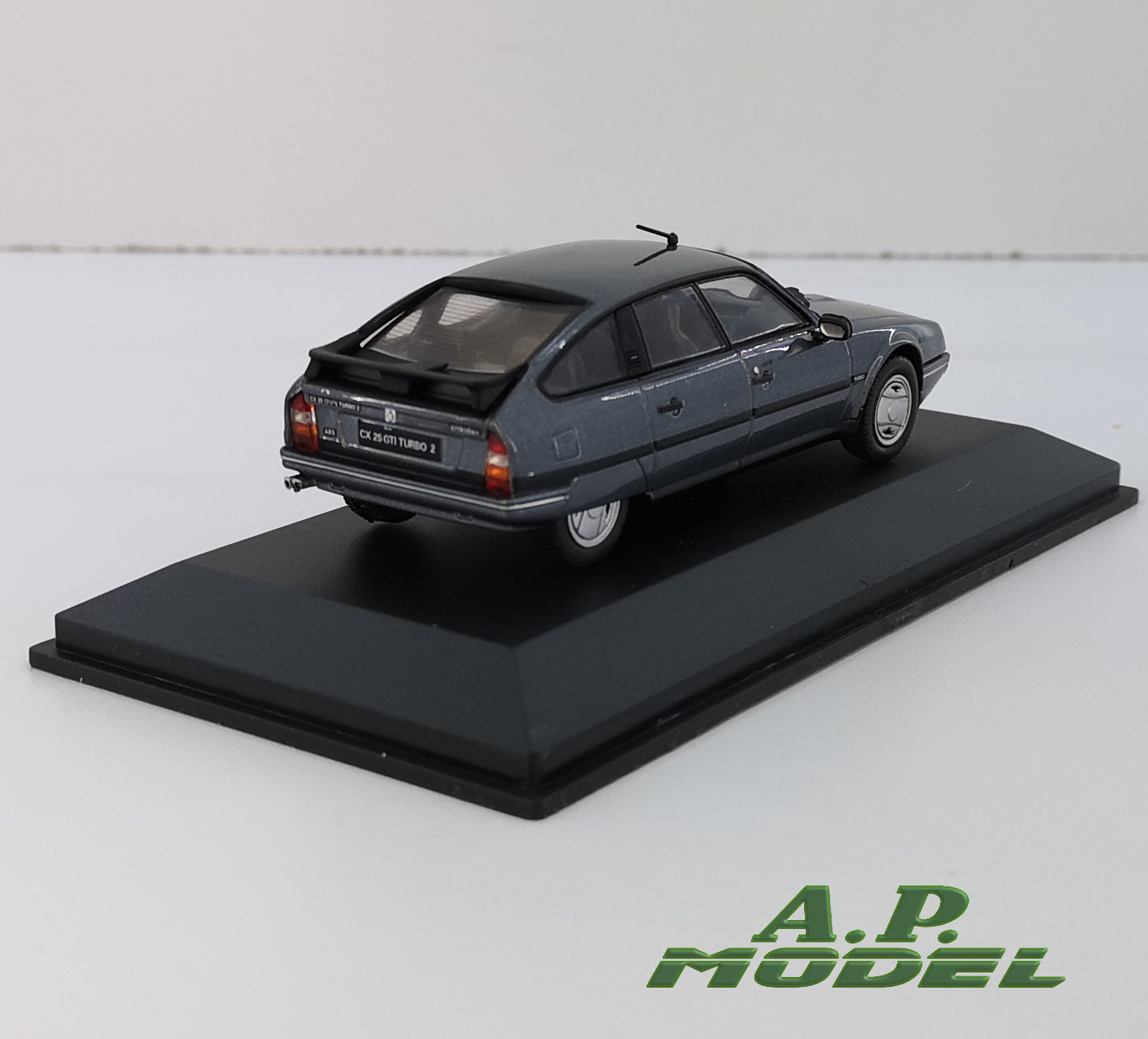 modellino auto 1:43 Citroen cx gti turbo 2 2,5l del 1988 macchinine solido