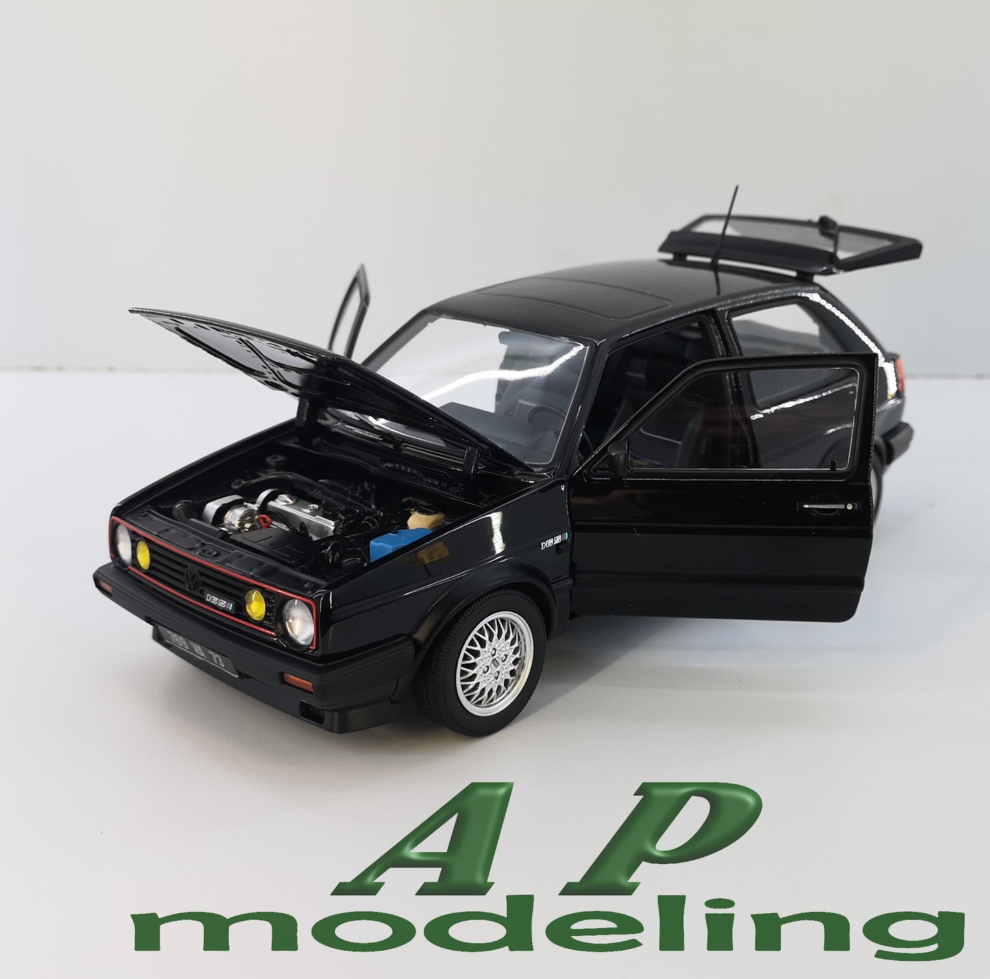 modellino auto 1:18 vw golf gti match modellini Volkswagen da collezione norev