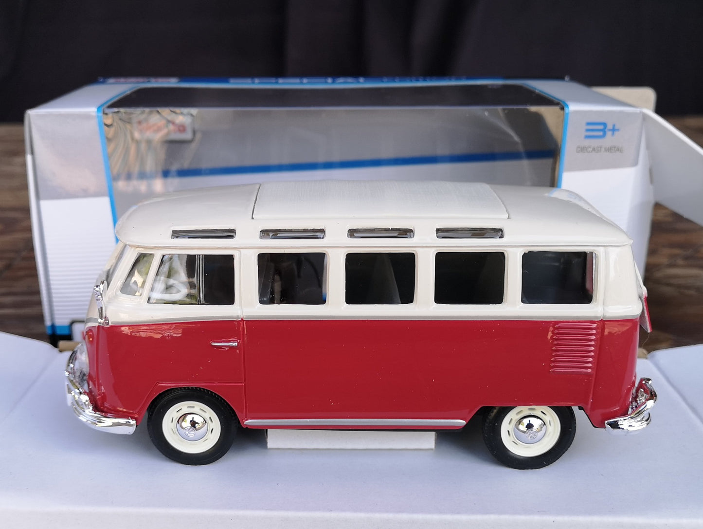 modellino scala 1/25 Volkswagen t1 samba van modellini per collezioni vw 1/24