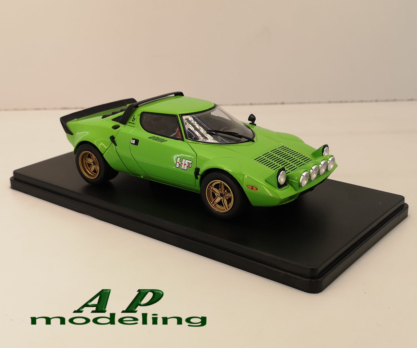 modellino auto 1/24 lancia stratos modellini in vintage per collezioni in scala