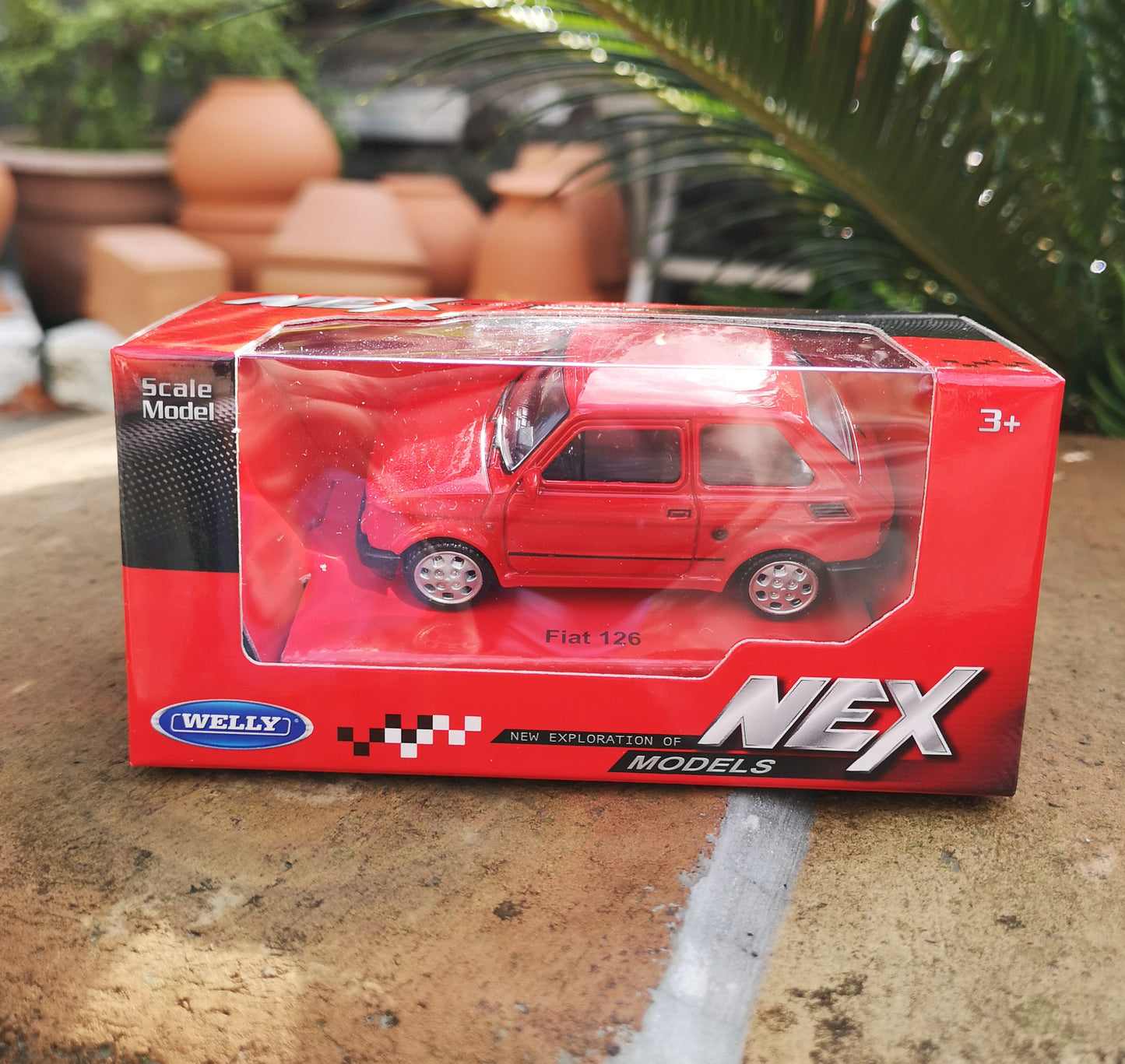 modellino auto scala 1:43 fiat 126 della welly nex modellini da collezione rossa
