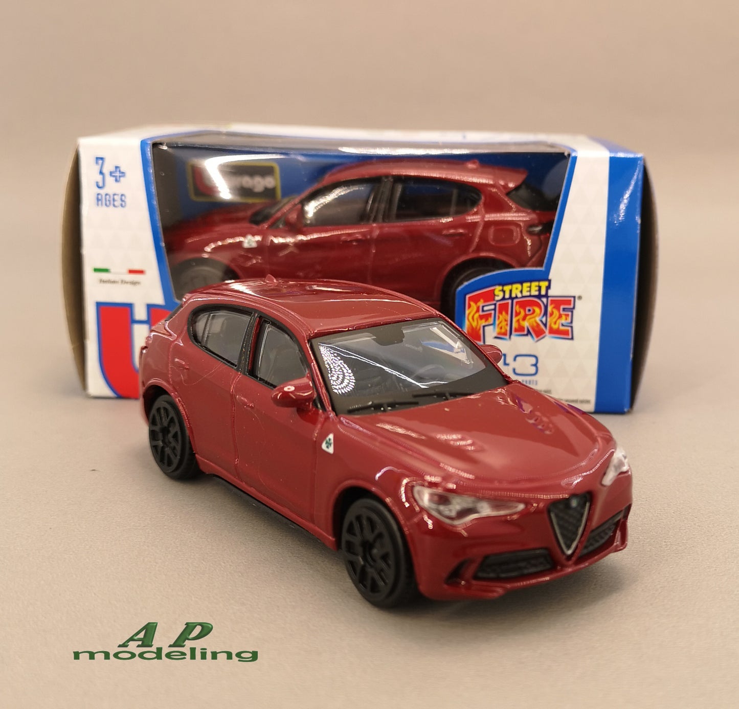 modellino auto 1:43 alfa romeo stelvio macchinina da collezione della bburago rosso