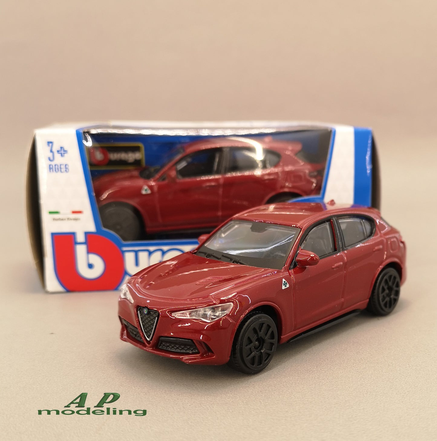 modellino auto 1:43 alfa romeo stelvio macchinina da collezione della bburago rosso