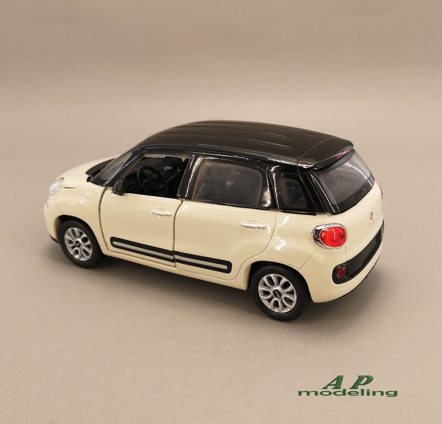 modellino auto scala 1/24 fiat 500 l cinquecento modellini collezione welly