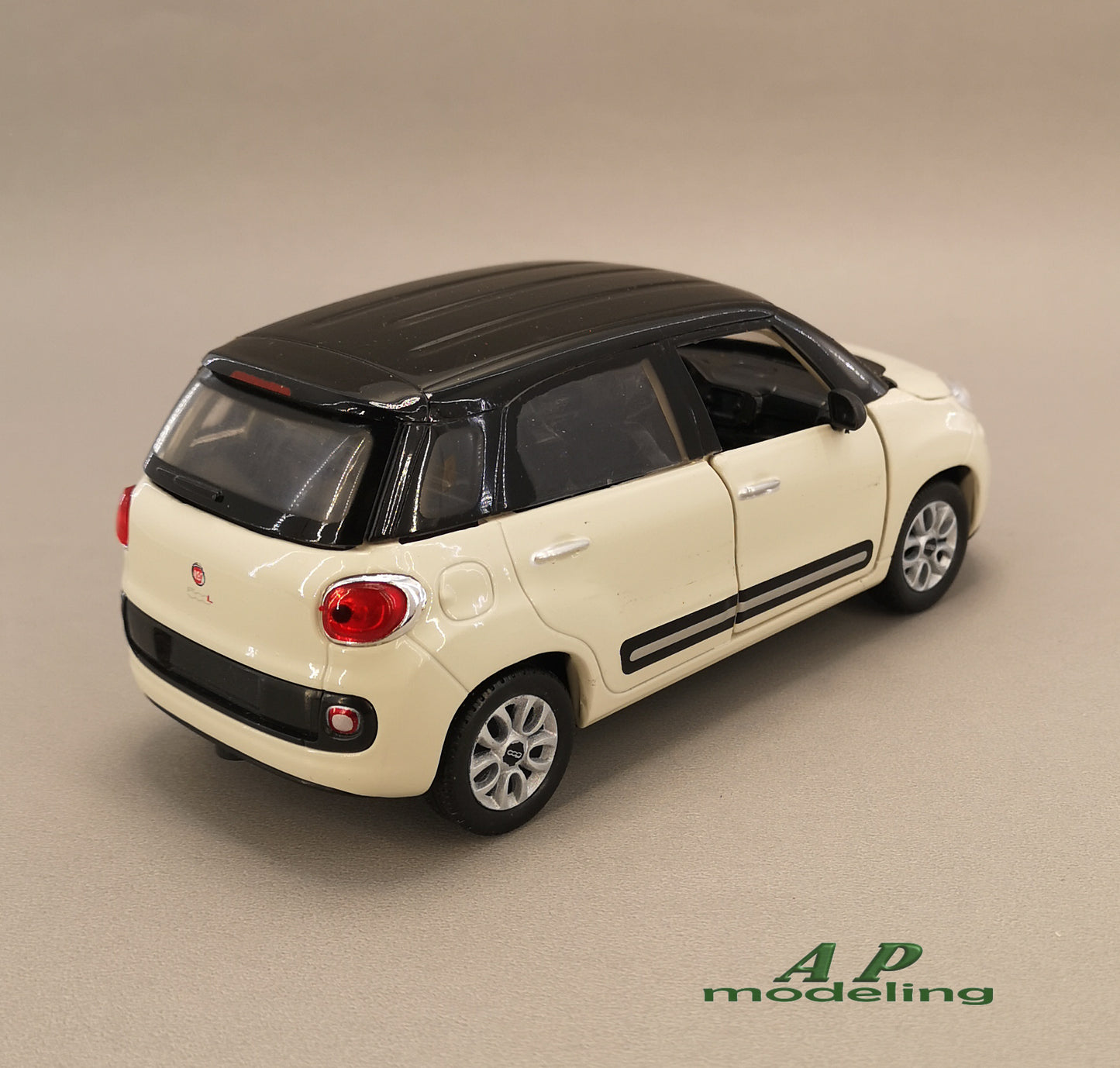 modellino auto scala 1/24 fiat 500 l cinquecento modellini collezione welly