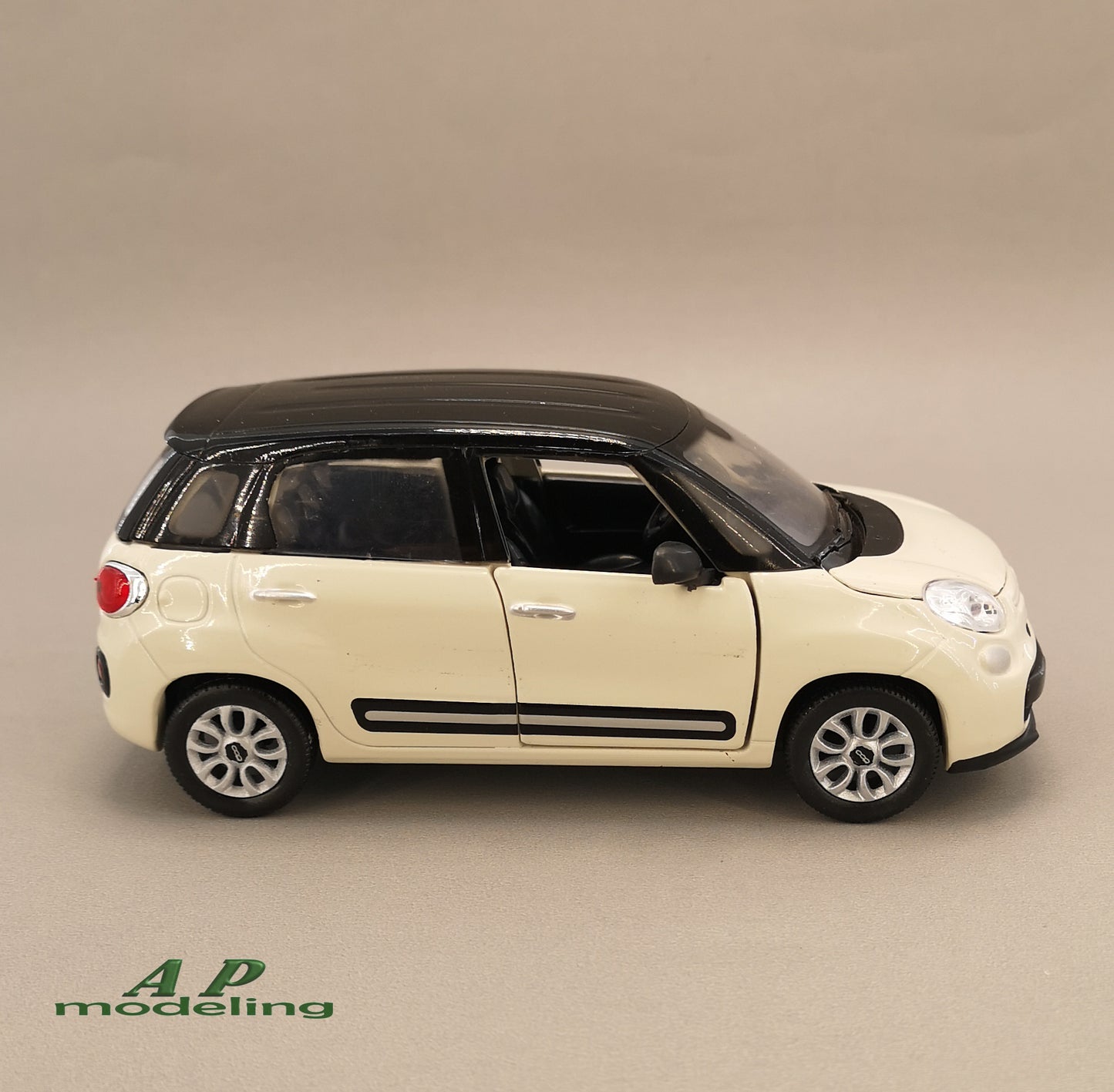 modellino auto scala 1/24 fiat 500 l cinquecento modellini collezione welly