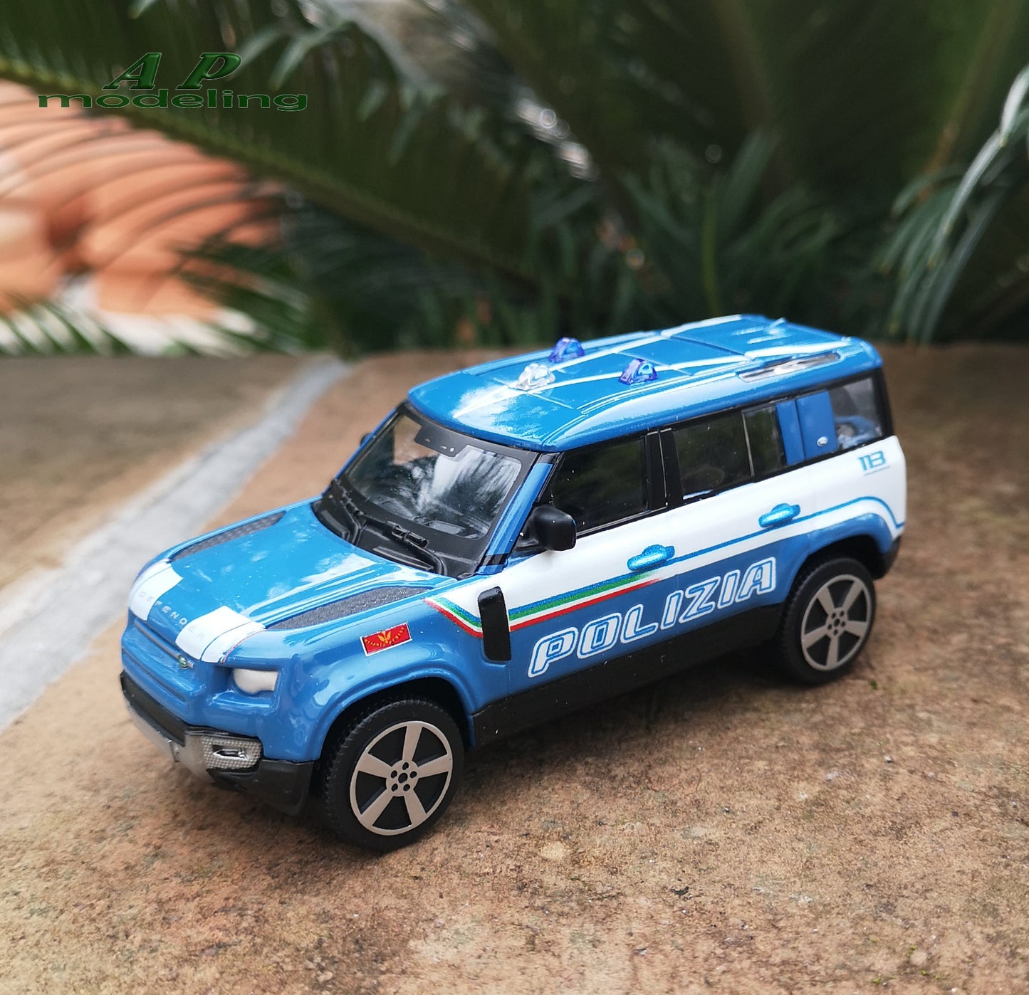 modellino auto 1/43 land rover defender 110 polizia suv fuoristrada bburago