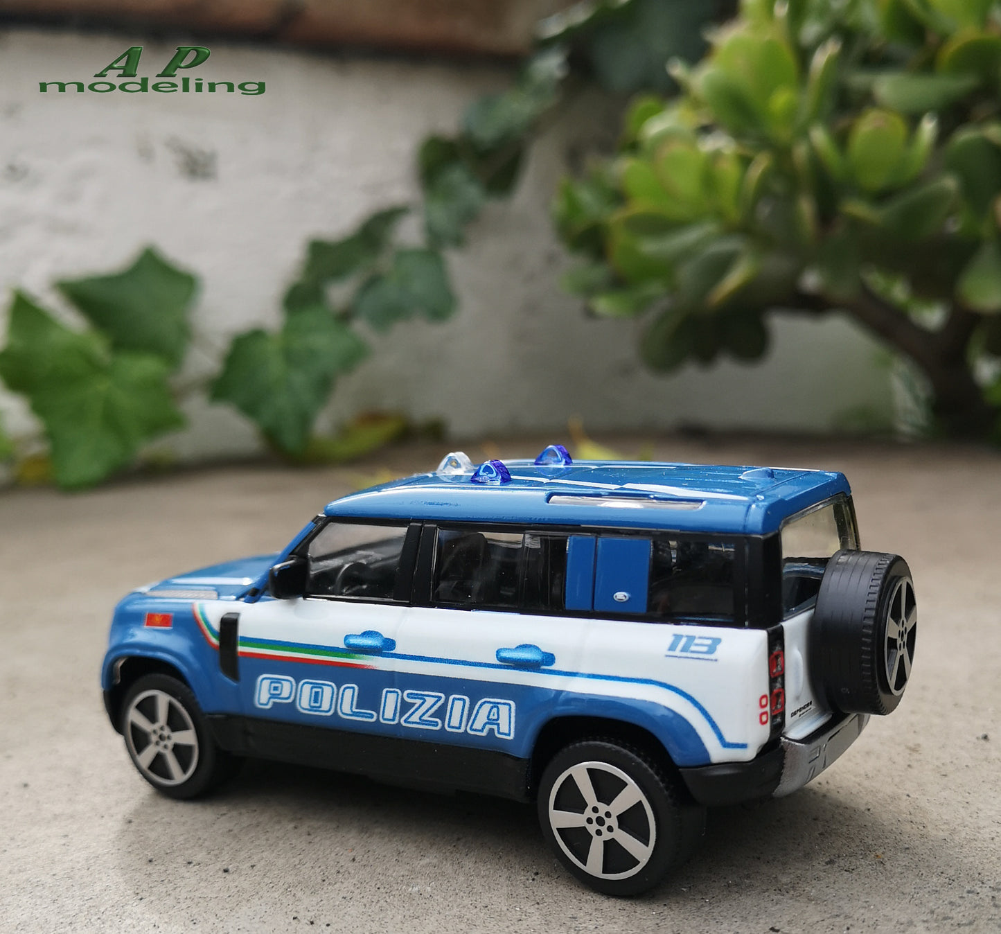 modellino auto 1/43 land rover defender 110 polizia suv fuoristrada bburago