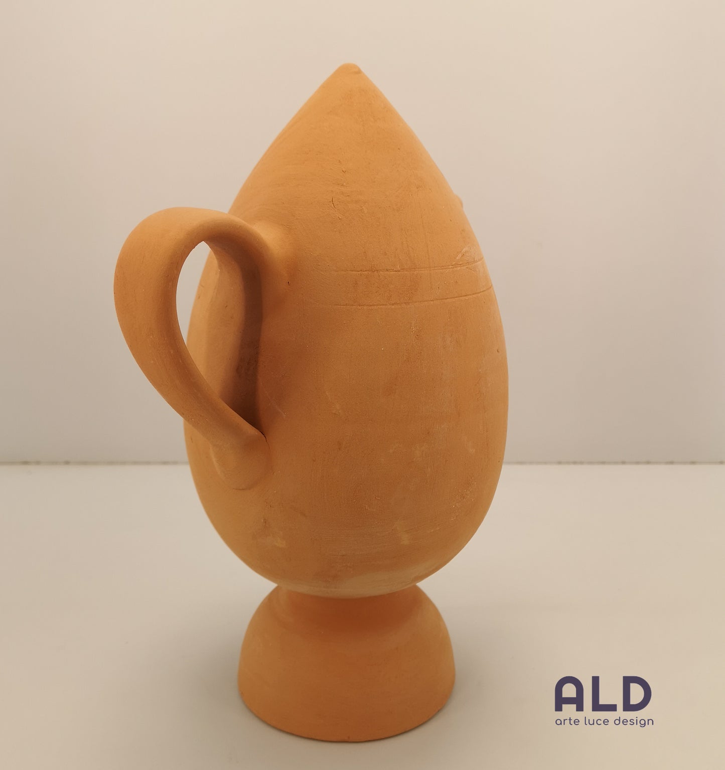 Caraffa in terracotta Bummulo Malandrino in stile siciliano contenitore acqua