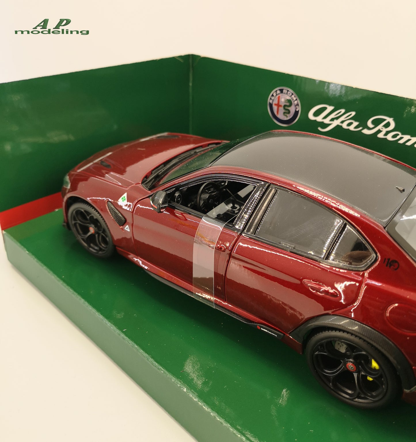 modellino alfa romeo giulia GTA modellini auto scala 1/18 da collezione bburago