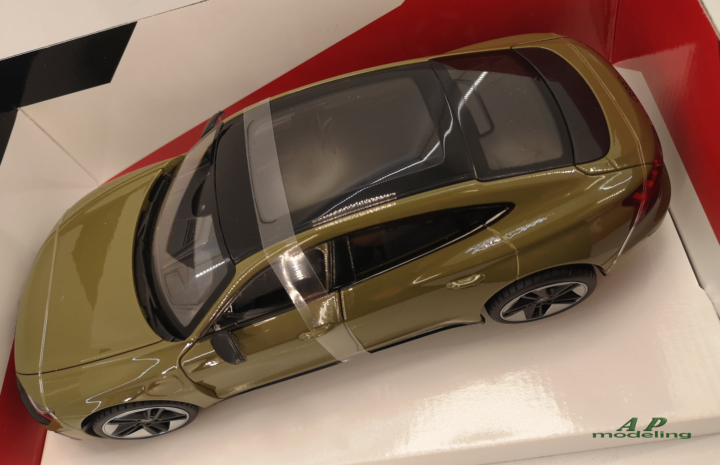 modellino auto scala 1/18 audi RS e-tron GT del 2022 modellini da collezione