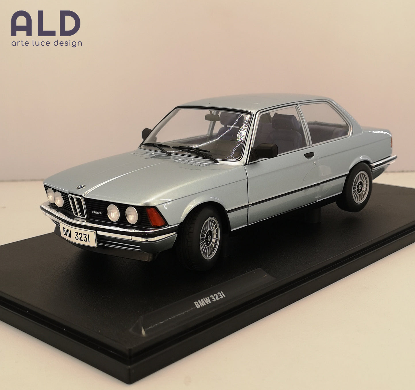 modellino bmw 323i e21 coupe modellini auto scala 1/18 della solido