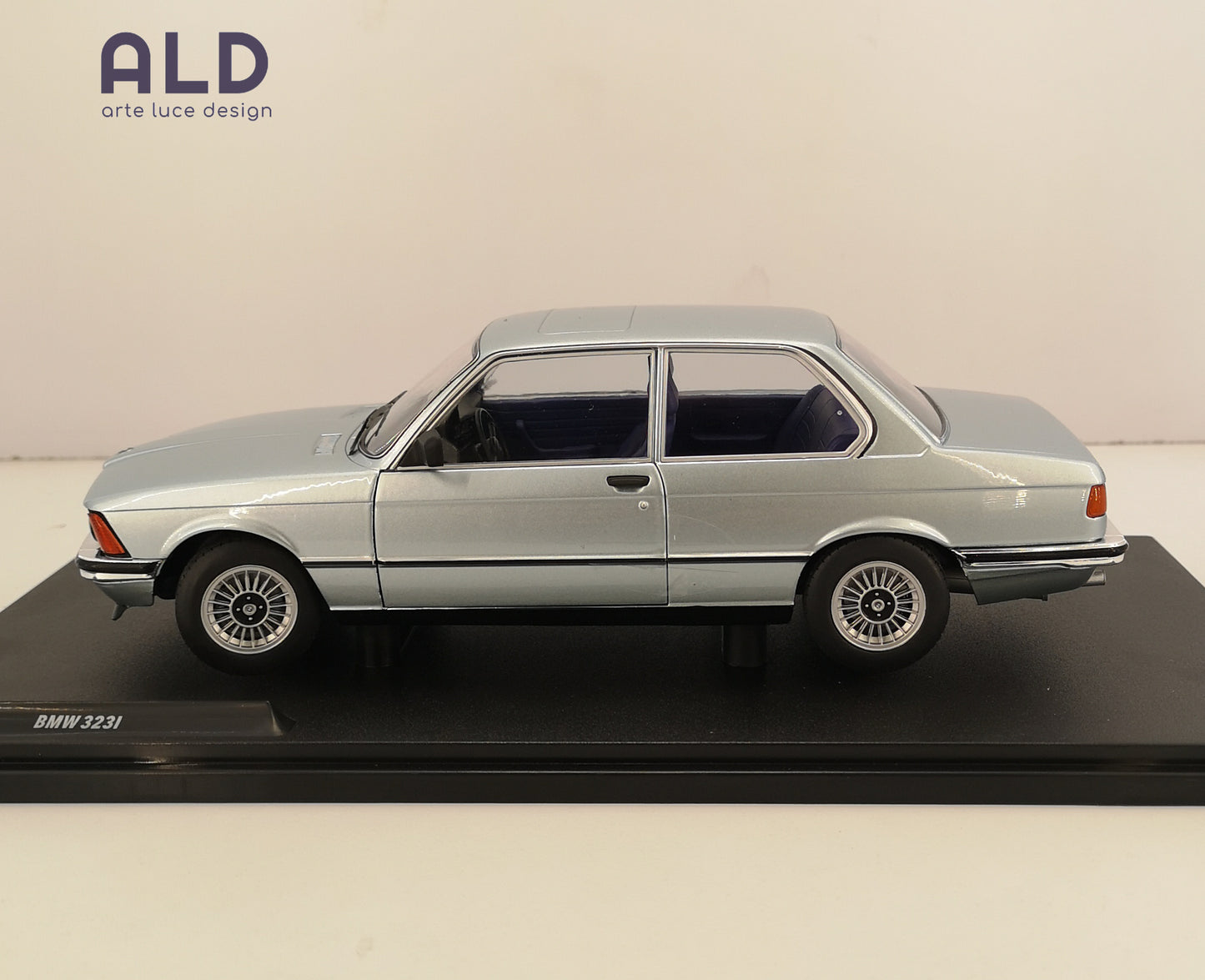 modellino bmw 323i e21 coupe modellini auto scala 1/18 della solido