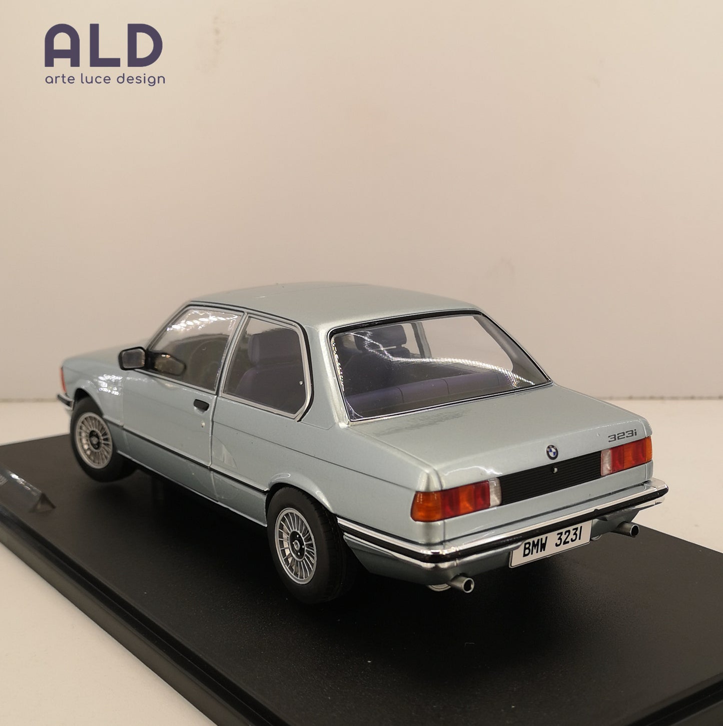 modellino bmw 323i e21 coupe modellini auto scala 1/18 della solido