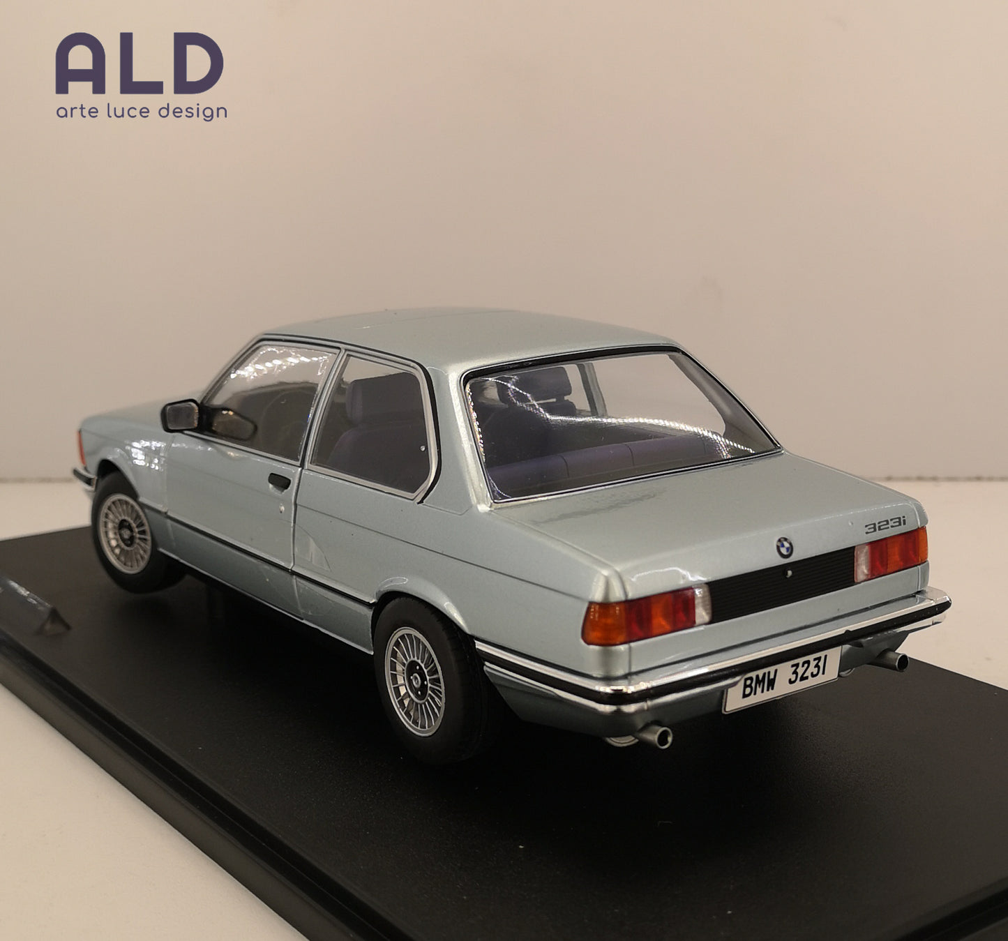 modellino bmw 323i e21 coupe modellini auto scala 1/18 della solido