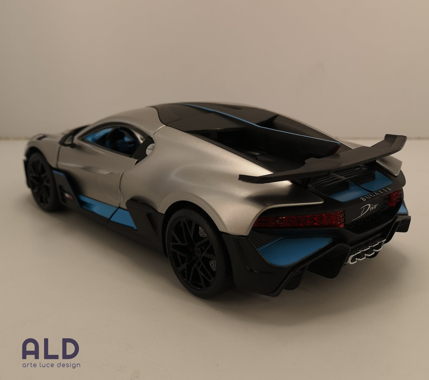 modellino auto scala 1/18 bugatti divo modellini da collezione die cast