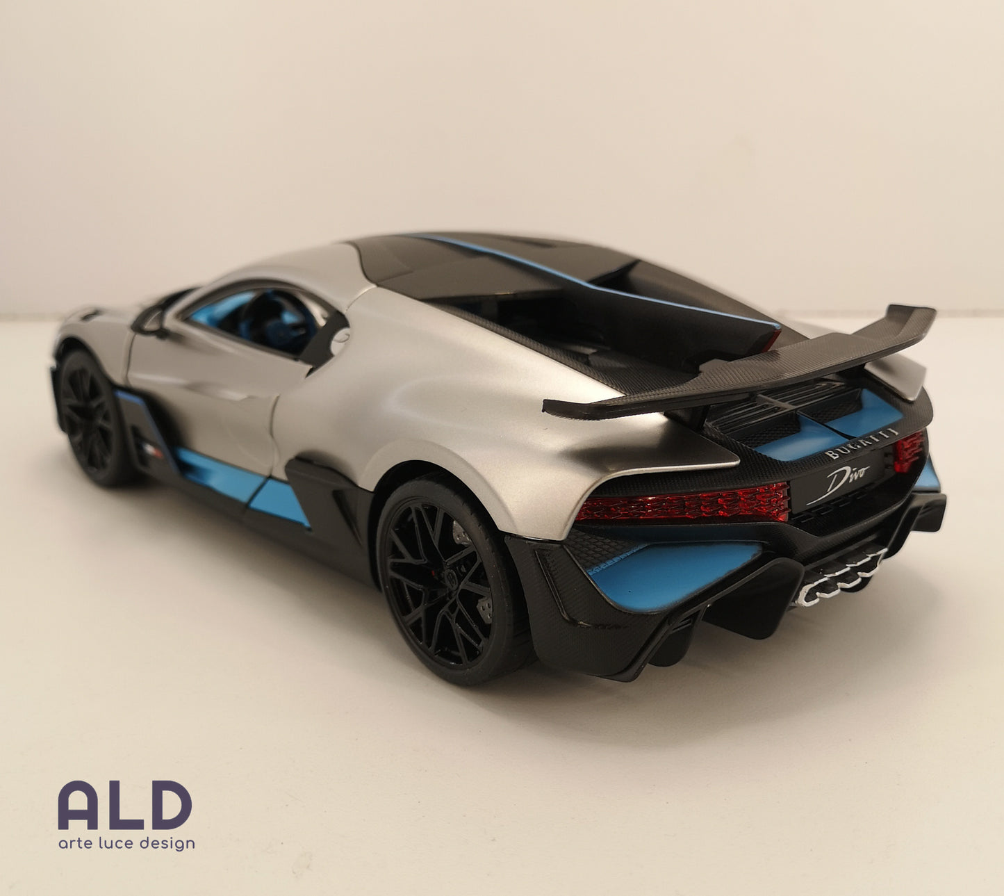 modellino auto scala 1/18 bugatti divo modellini da collezione die cast