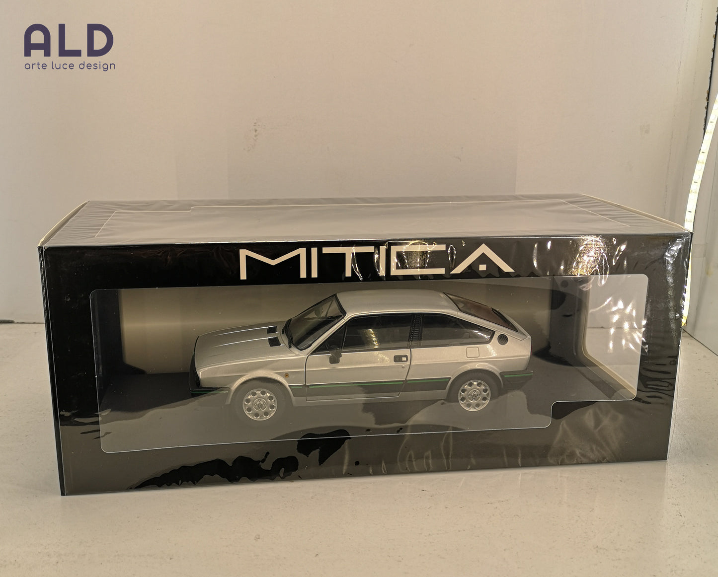 modellino auto scala 1/18 ALFA ROMEO SPRINT 1.5 QUADRIFOGLIO VERDE modellini