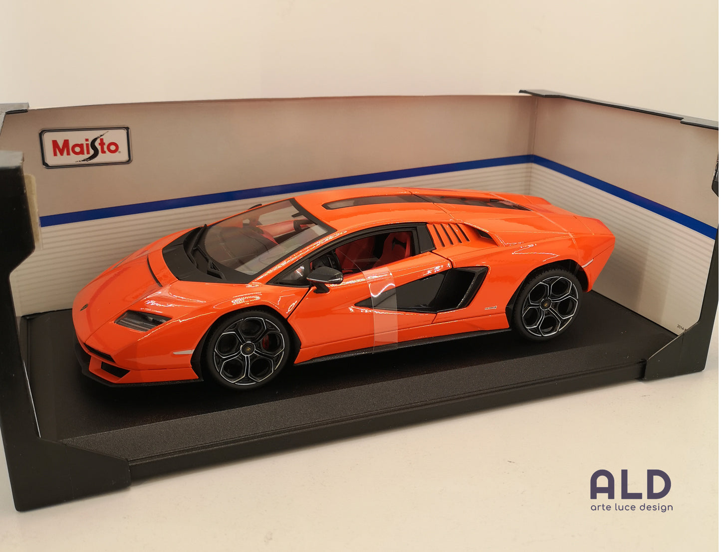 modellino auto scala 1/18 lamborghini countach lpi 800-4 modellini della maisto