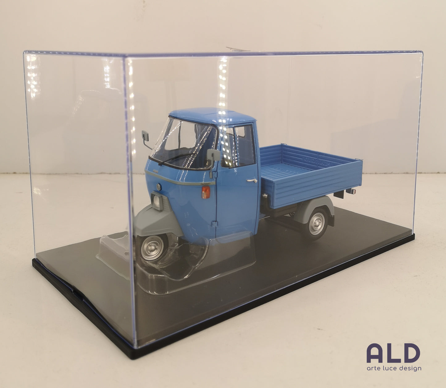 modellino ape piaggio 501 scala 1/18 modellini motocarro da collezione mitica