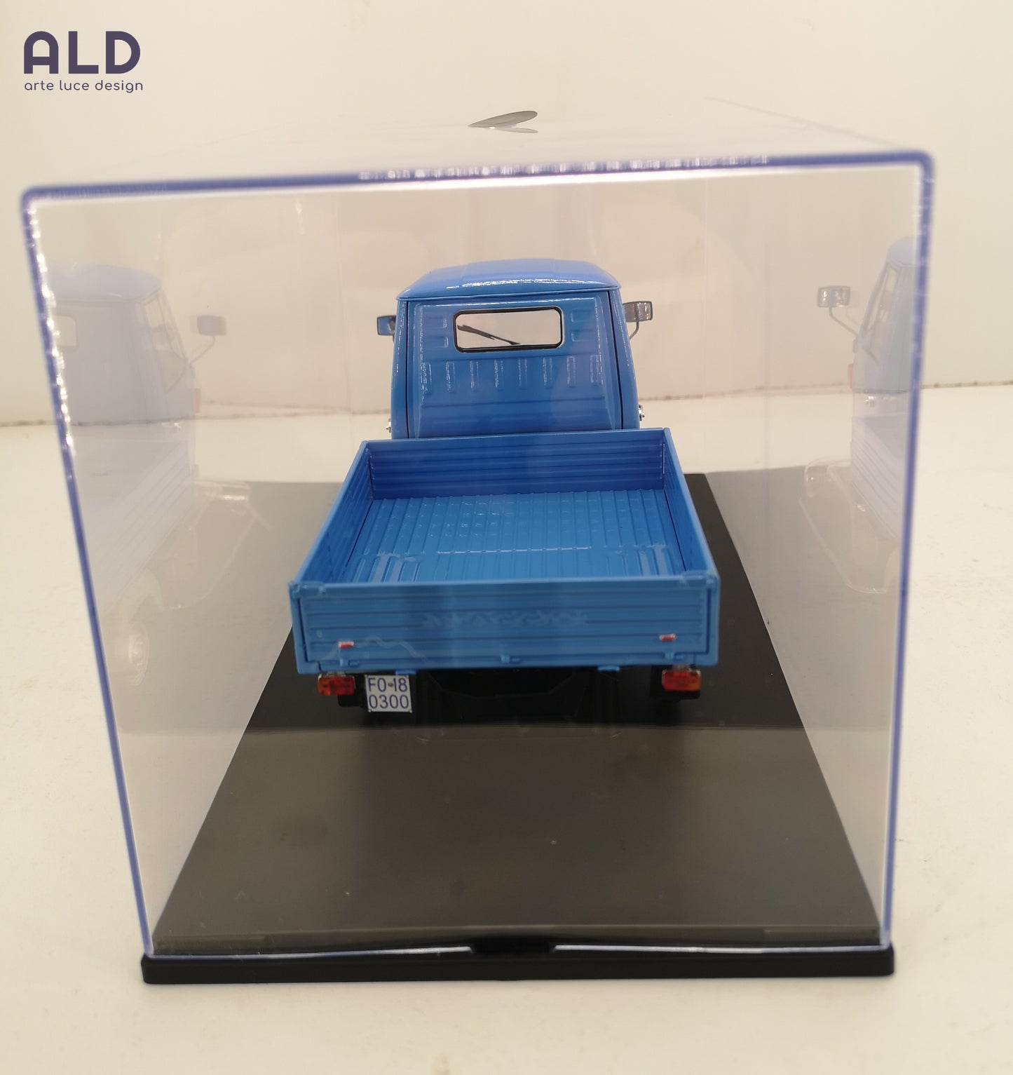 modellino ape piaggio 501 scala 1/18 modellini motocarro da collezione mitica