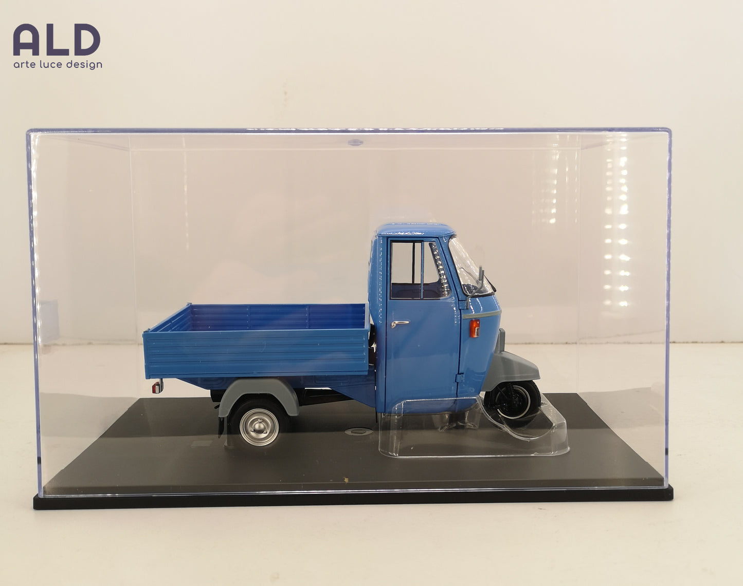 modellino ape piaggio 501 scala 1/18 modellini motocarro da collezione mitica