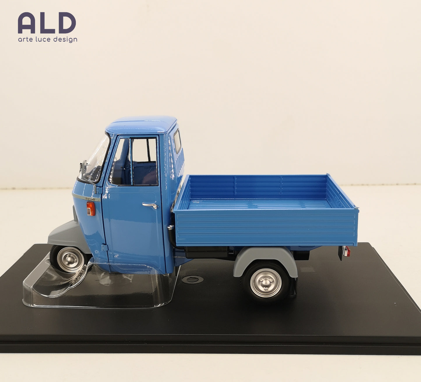 modellino ape piaggio 501 scala 1/18 modellini motocarro da collezione mitica