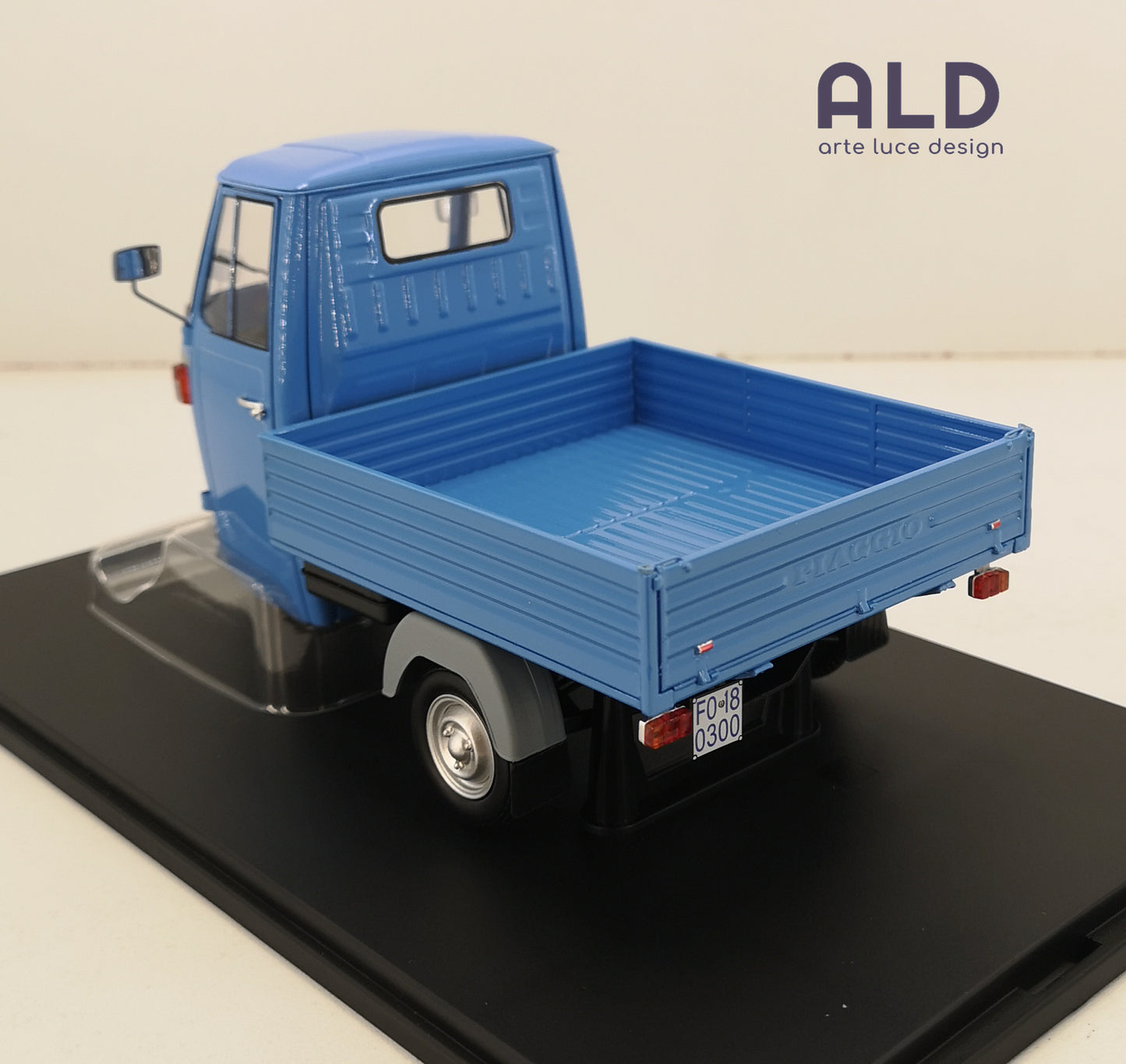 modellino ape piaggio 501 scala 1/18 modellini motocarro da collezione mitica