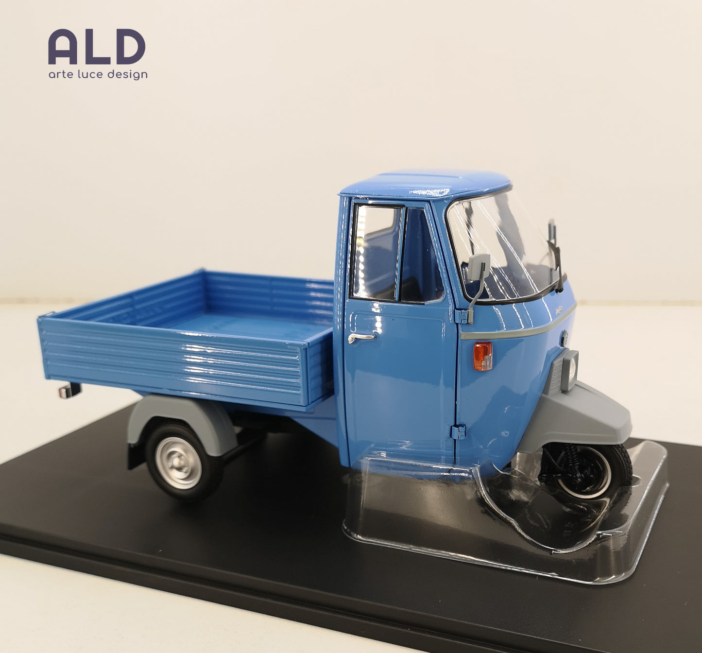 modellino ape piaggio 501 scala 1/18 modellini motocarro da collezione mitica